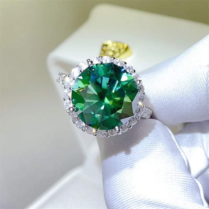 Rare Color Mint Green Diamond Sugar Ring For Women 10ct Moissanite PT950 Platinum | Fresh green diamond, rarely duplicated