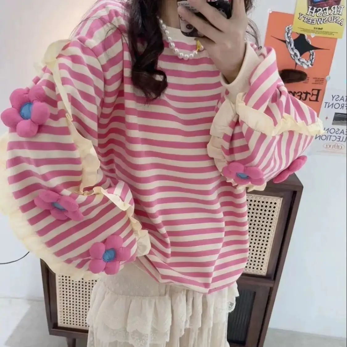 Dopamine Striped Pullover Sweatshirt Women 2024 Autumn Winter New Three-Dimensional Flower Loose Casual Long-Sleeved Top