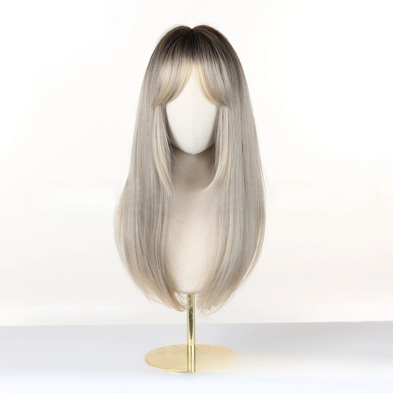 Wig baru platinum delapan karakter poni bagian atas kepala dicelup wig panas rambut lurus panjang berlapis hitam di Eropa dan Amerika