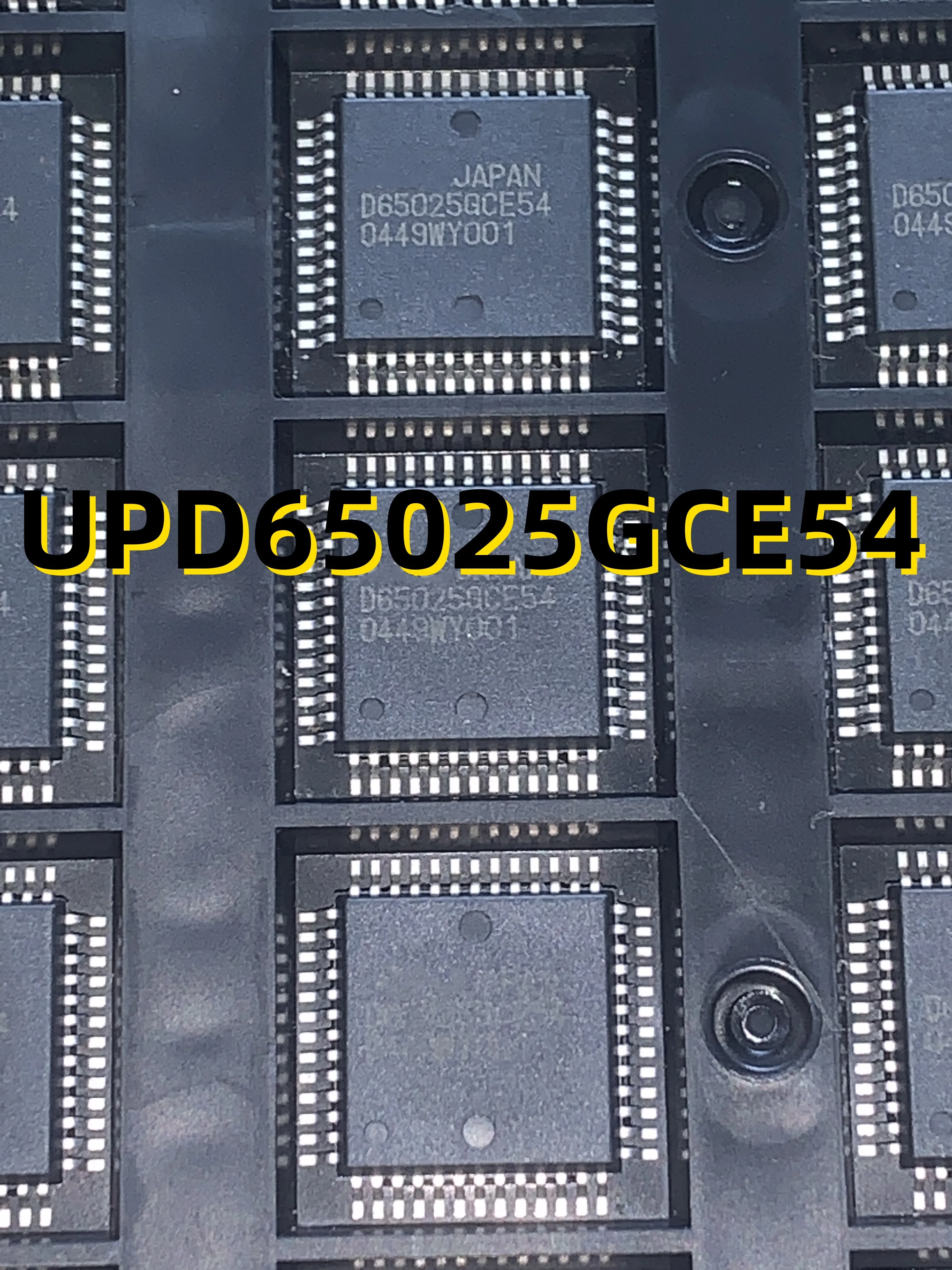 

UPD65025GCE54 QFP52 04+