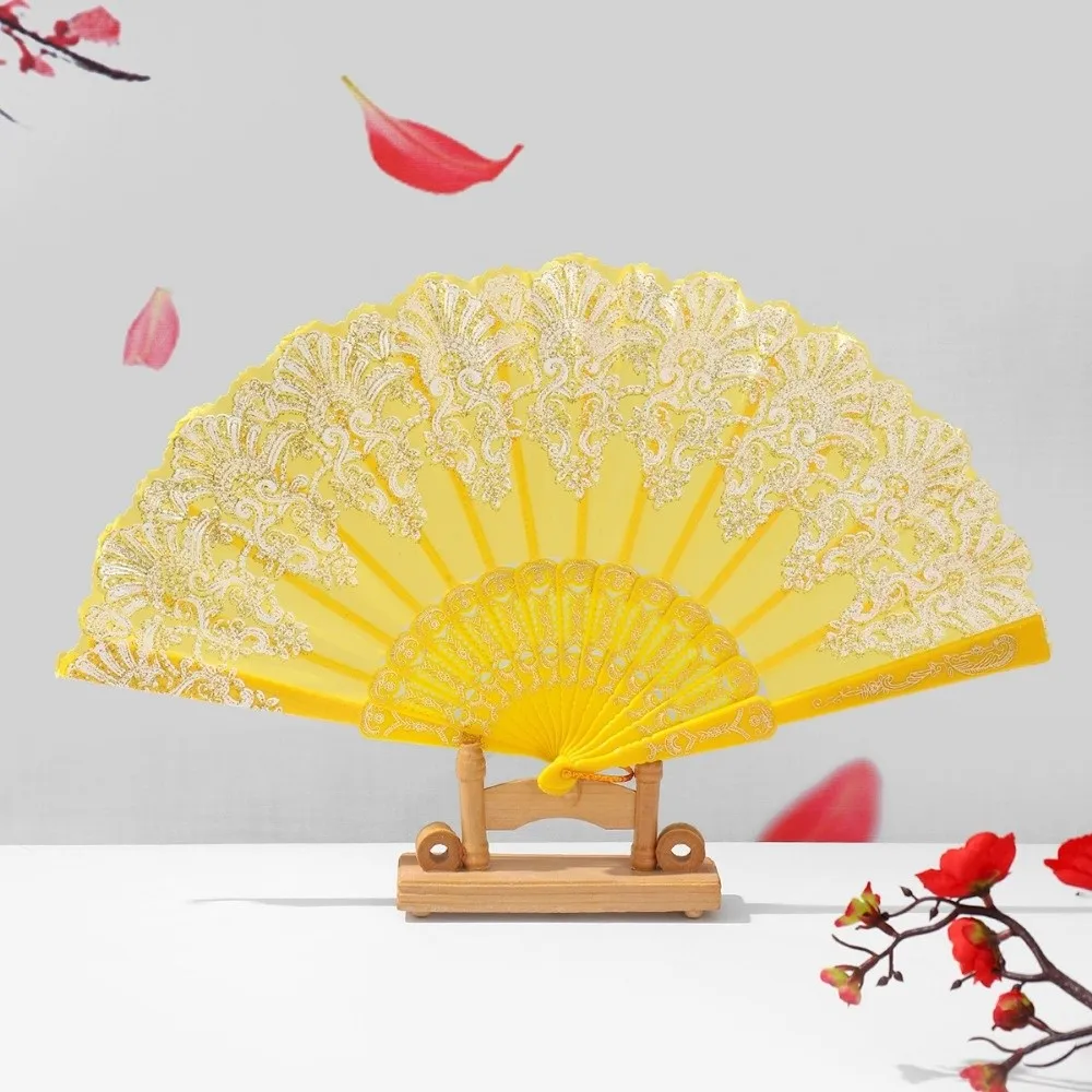 

Embroidered Folding Fan Hot Stamping Photography Props Chinese Wedding Cloth Folding Fan Multicolors Handheld Fan Gifts