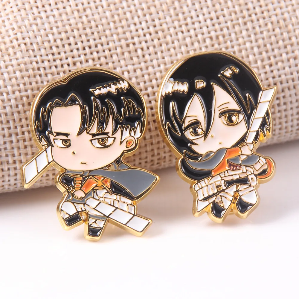Anime ataque em titã personagem broche esmalte bonito levi ackerman mikasa ackerman emblema de metal moda jóias acessórios presentes