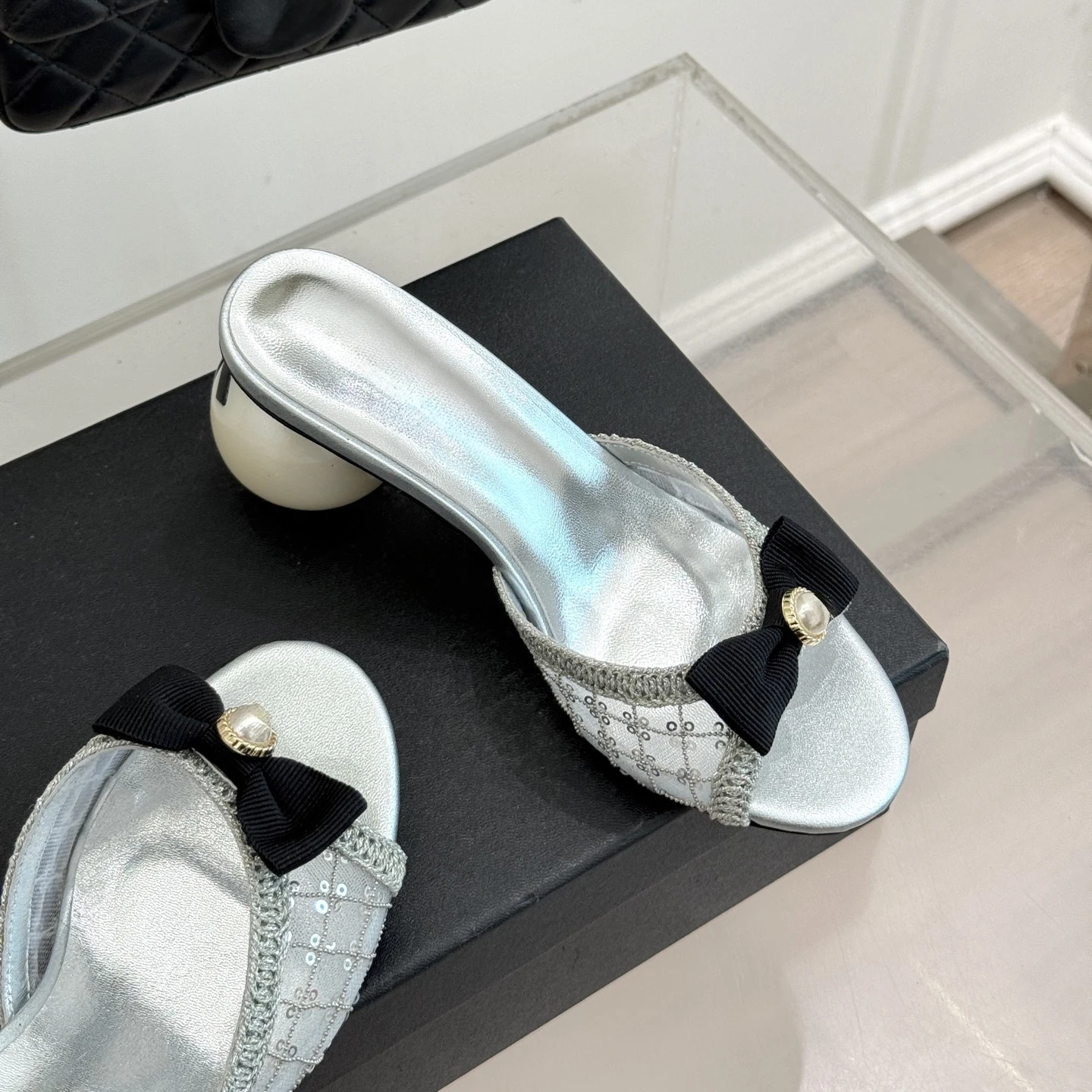 Mules de tacón con perlas y adornos de cristal para mujer, con la parte superior de lentejuelas y encaje, que exudan lujo y elegancia. ¡Gran oferta!