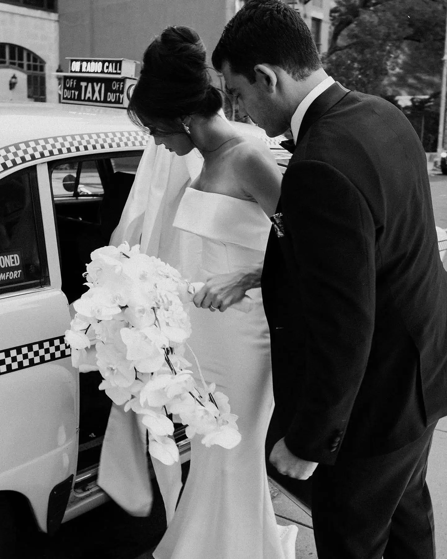 Vestido De novia De sirena De satén sin tirantes para mujer, elegante Vestido De novia con tren desmontable, Vestido De novia con espalda descubierta