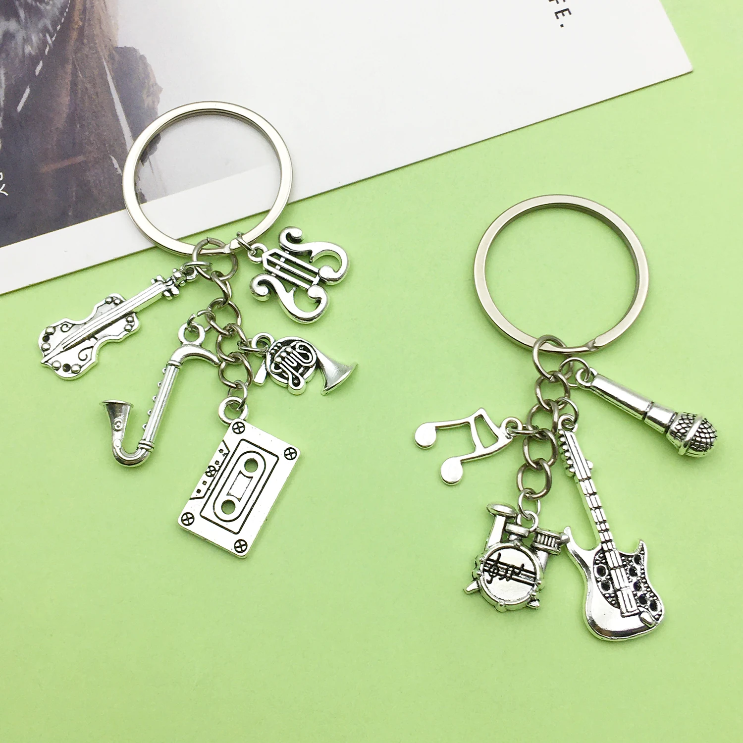 1pc Legierung kreative coole Punk Musik Schlüssel bund, Mikrofon Note Gitarre Schlüssel ring, Festival Schmuck Geschenk