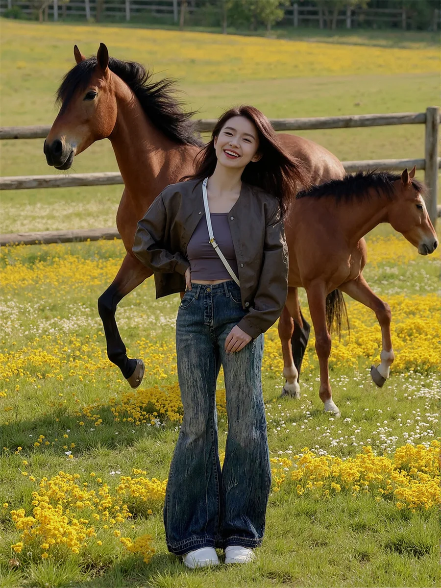 Pantaloni jeans svasati effetto consumato per donna Denim Abbigliamento donna Primavera Anti-caduta con fascia Harujuku Pantaloni da arrampicata all'aperto All-Match