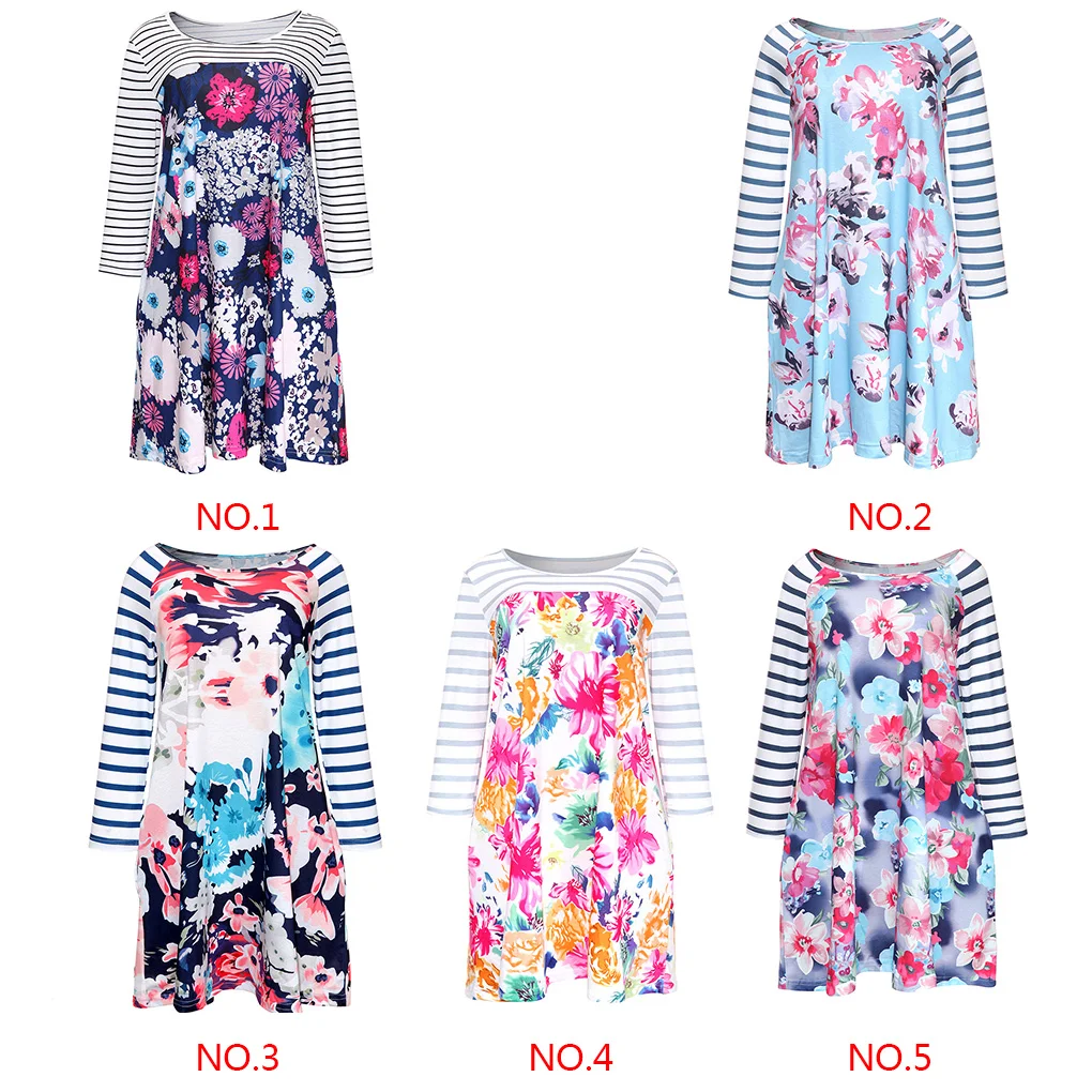 فستان نسائي قصير برقبة دائرية وشريط مزين بالزهور وجيب جانبي وأكمام طويلة