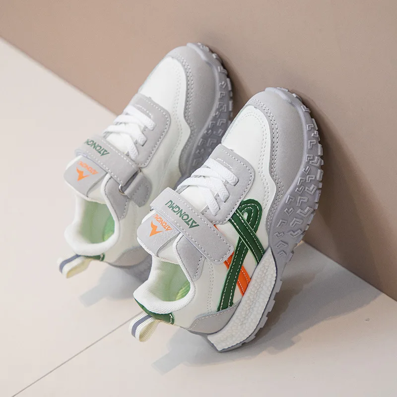 Kids Shoes Lightweight Sport Running Shoe for Older Children Casual Walking Trainers Soft Outsole Boys and Girls Sneakers