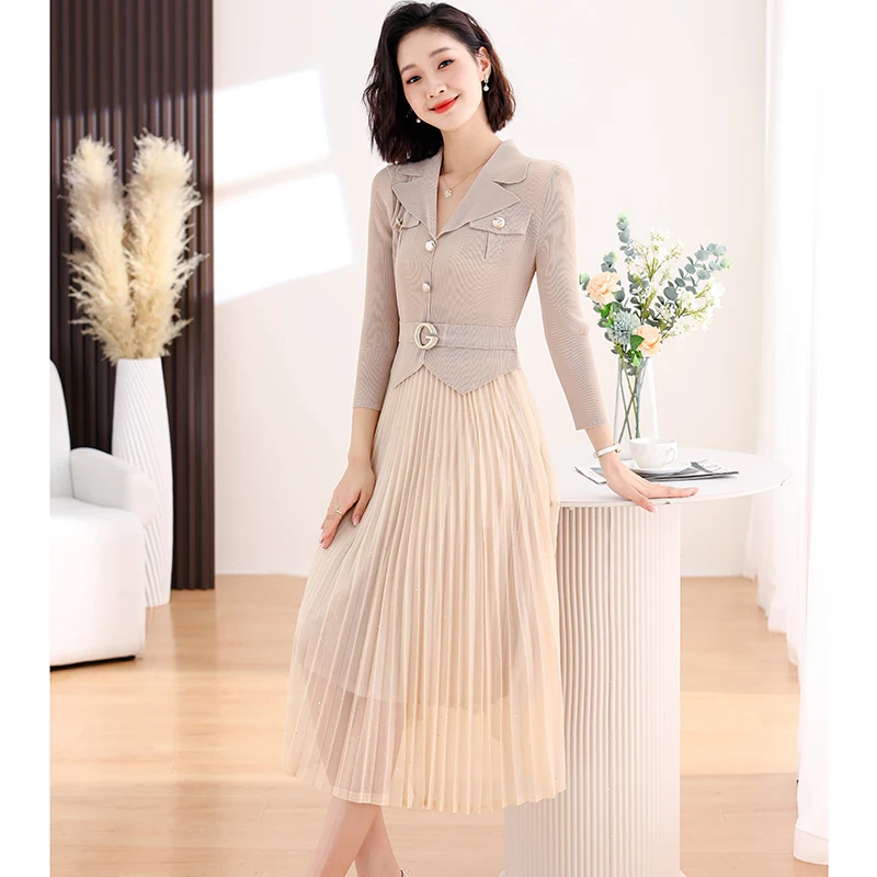 2024 Spring New Pleated Dress Women\'s Suit Collar Long Sleeve Mesh Splice Elastic Waist Fake Two Knee Length Dresses