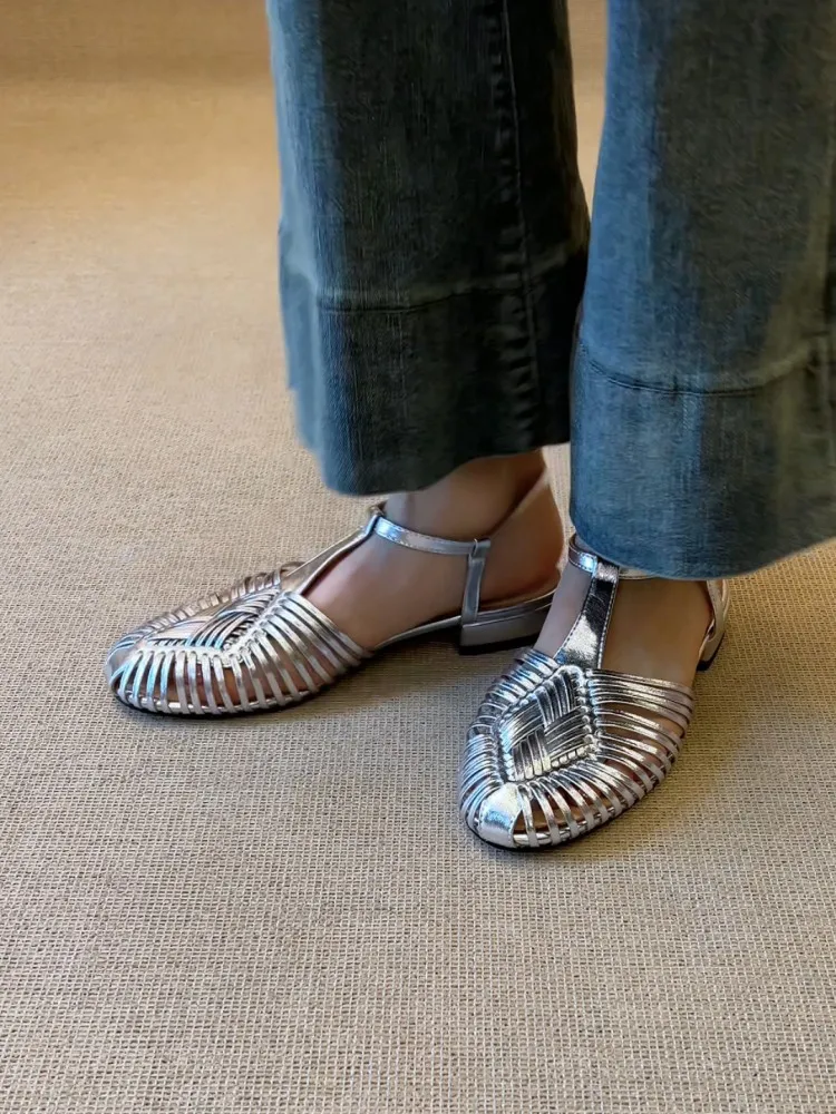 Retro Summer Women Buckle Sheepskin Genuine Leather Sandal Close Toe Weave Hollow Out Flat Shoes Breathable Strap Casual Sandals