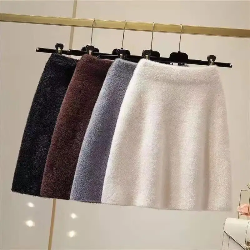 

Winter Woman Skirt Fleece-Lined Thicken Fashion Temperament Solid Color Skirt New Faux Mink Fur Knit A Character Bodycon Skirt