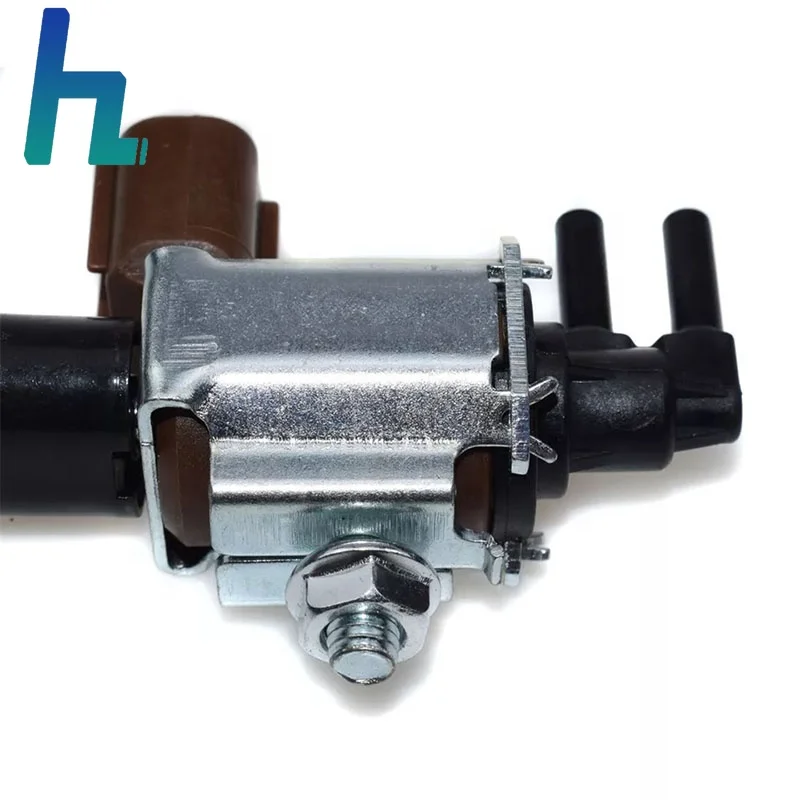 

MR204853 K5T48272 Electric Emission Solenoid Valve For Mitsubishi Montero Pajero Shogun L300 L200 2.5 TD Truck