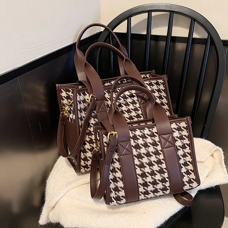 Winter New Fashion Trend Women Large Capacity Shoulder Bag Luxury Designer Travel Purses And Handbags Messenger Tote Bag Ladies