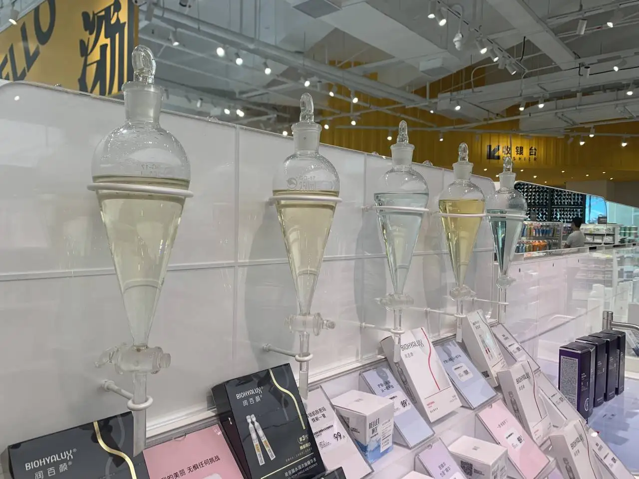 Pear-shaped separation funnel, laboratory oil-water separator PTFE piston gate, glass piston