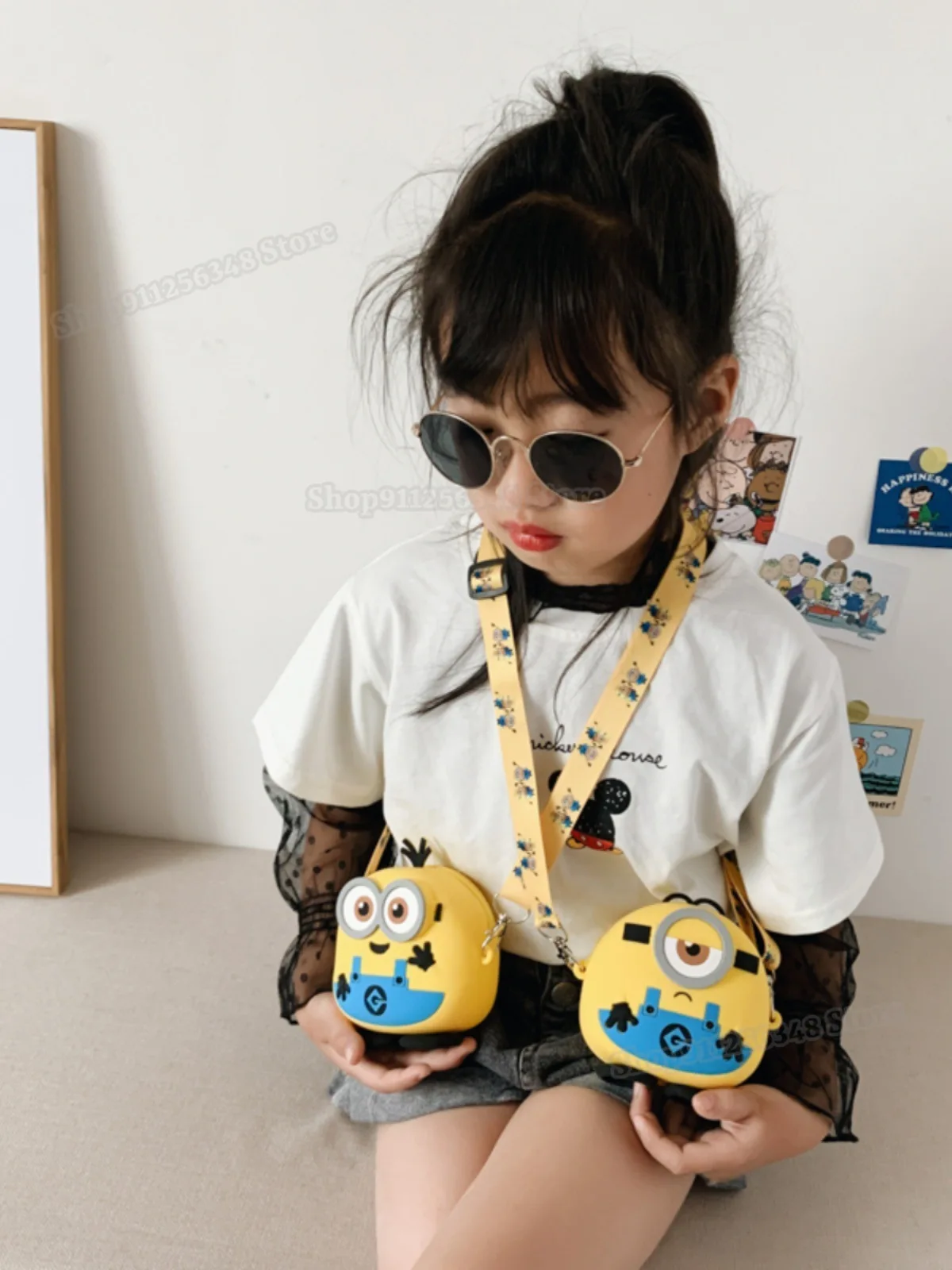 Minionses Silicone Bag Anime Action Figure Shape Shoulder Bags Kids Coin Purse Kawaii Mini Wallet Multi Functional Waterproof