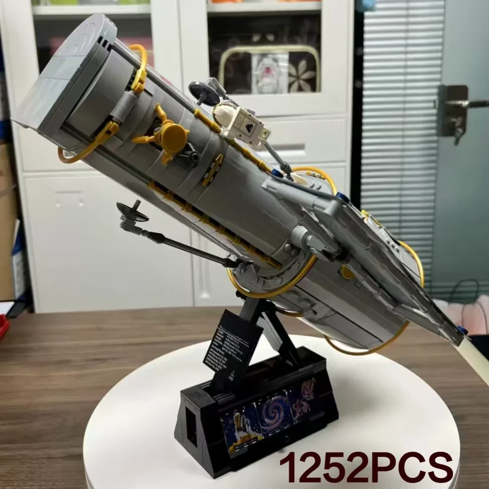 2026 New 1252pcs Observatory Space Exploration Satellite Orbital Space Telescope Building Blocks Puzzle Model Toy Ornament Gifts