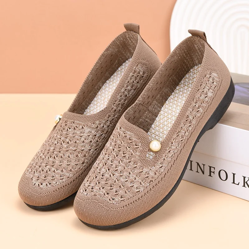 Old Beijing Cloth Shoes Women 2024 Summer Breathable Mesh Mother Shoes Flat Doudou Shoes Soft Sole Comfort Work Shoes