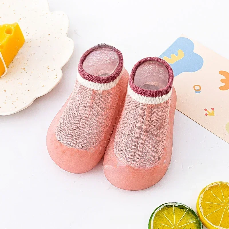 Дышащая сетчатая дышащая домашняя мягкая обувь для малышей на весну и лето, детские носки, нескользящая обувь для малышей