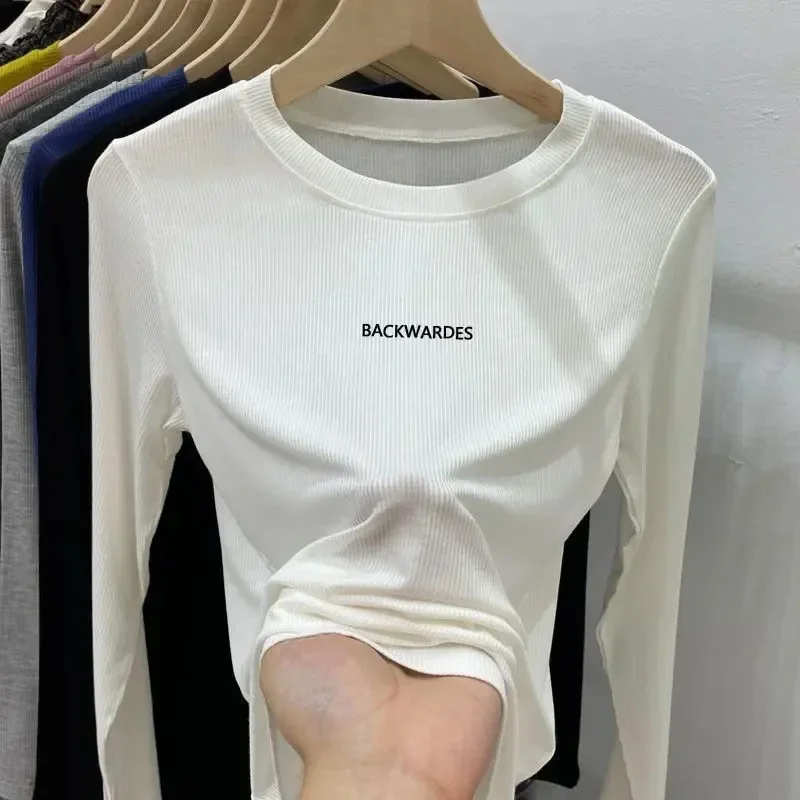 عادية بسيطة نموذج جديد ربيع الخريف سليم تي شيرت مجسم المرأة حجم كبير طبقة القاعدة الداخلية طويلة الأكمام طاقم الرقبة طباعة أنيقة