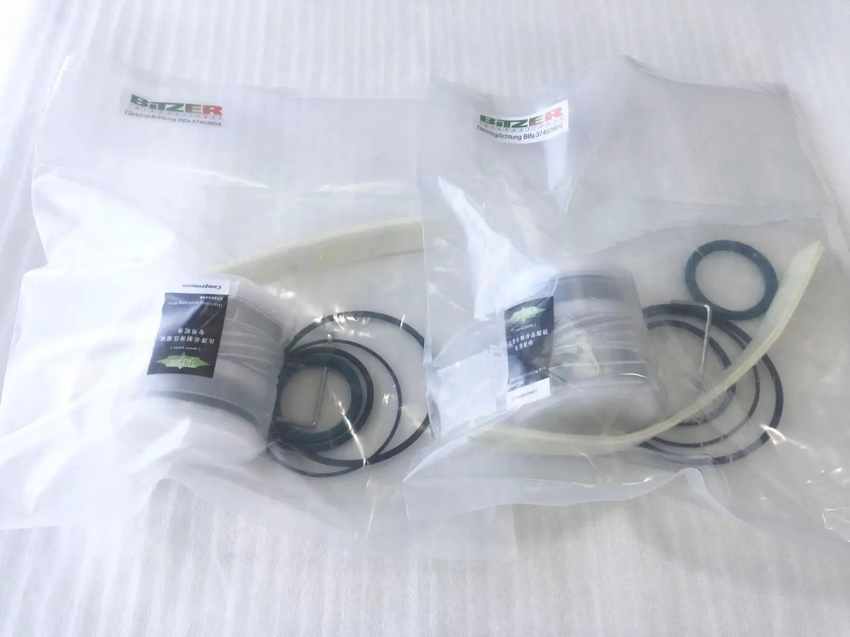 Shaft Seal 37403604 with Axtra Oil Seal for Bitzer 4nfcy 4pfcy 4tfcy 4ufcy Compressor