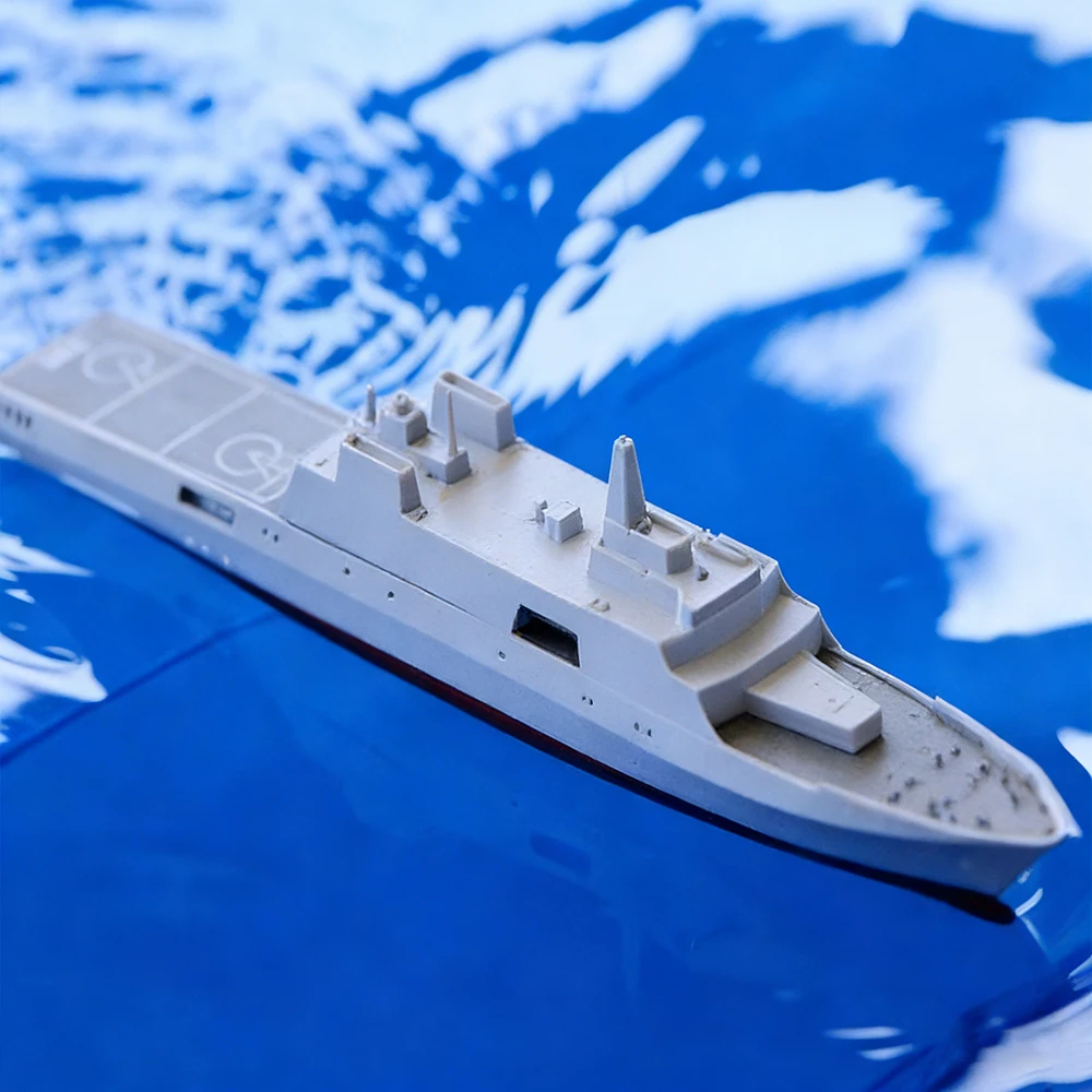 Bateau d'atterrissage amphibie de 47cm RC, bateau télécommandé avec double moteurs, modèle Schiffe RC, jouet, modèle de navire de guerre, 1/450