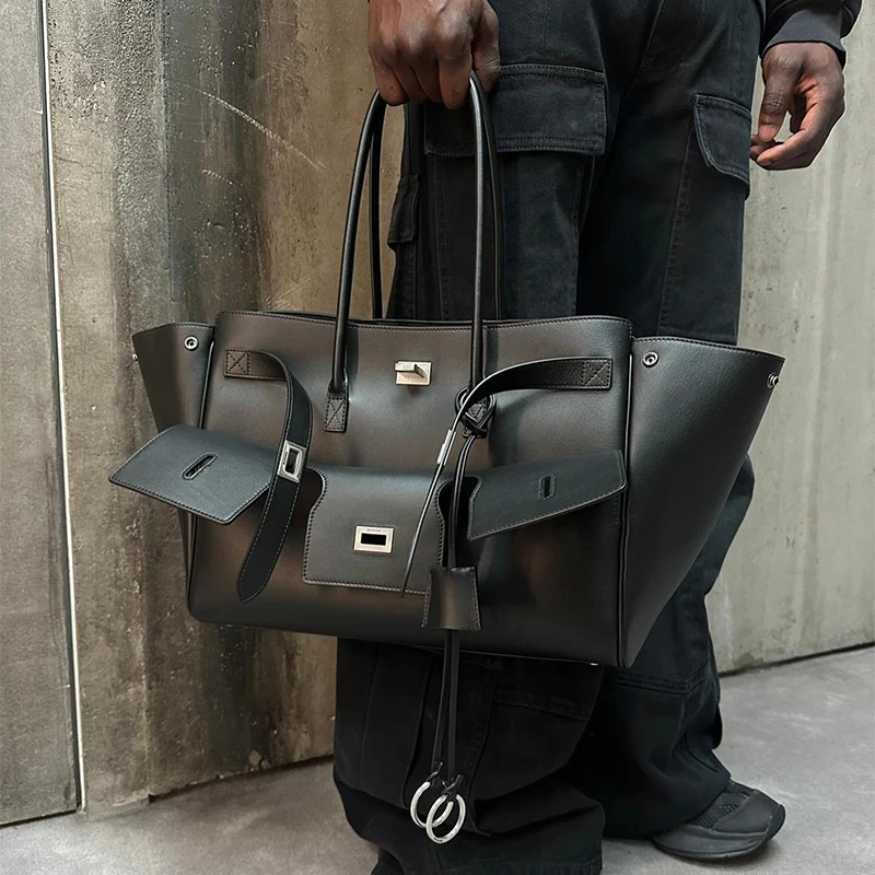 

Brand New Large Capacity Tote Bag Luxury Fashion Handbag Buckle Design Shoulder Bag Fashion Casual Clutch Versatile Travel Bag