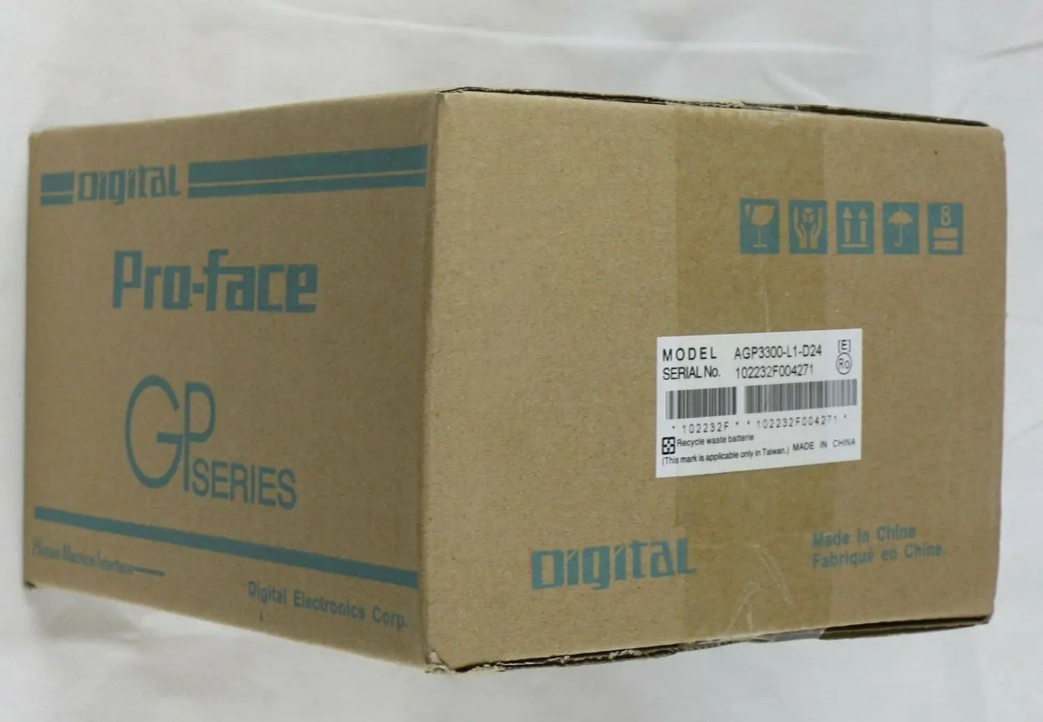 1PC Proface Pro-face AGP3300-L1-D24 AGP3300L1D24 Touch Screen New Expedited Ship