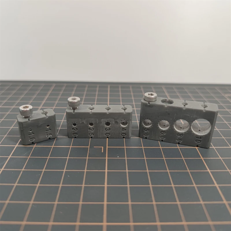Manual Small Side Center Hole Punch Applicable to 1~10mm Round Rod Precise Positioning Secure Fixation Resin Tool DIY Accessory