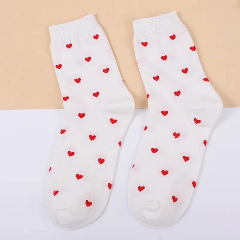 5 paia di calzini lunghi e carini da donna Love Heart con stampa Kawaii Beautiful Lady Designer Socks High Art Warm Sokken Femme Calze