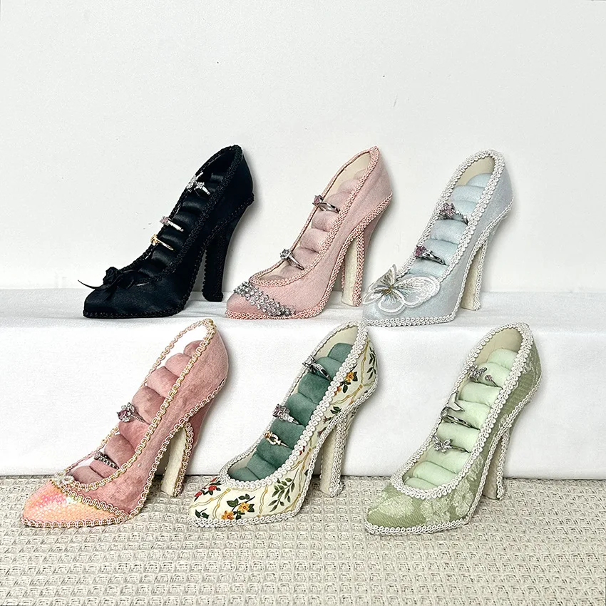 Creative High Heel Shoe Jewelry Holder Pink Lace Floral Print Jewelry Display Stand Vintage Leopard Print Jewelry Display Rack