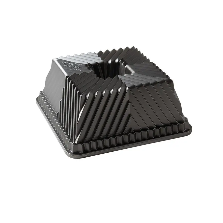 

Bundt Squared Pan, 10Cup Capacity, Graphite