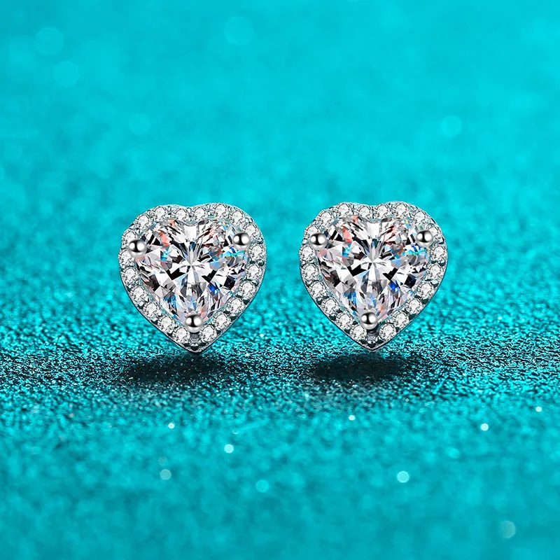 2024 New 925 Sterling Silver Earrings Manufacturers Wholesale Love Diamond Studs Earrings Women Moissanite Fine Jewelry Earrings