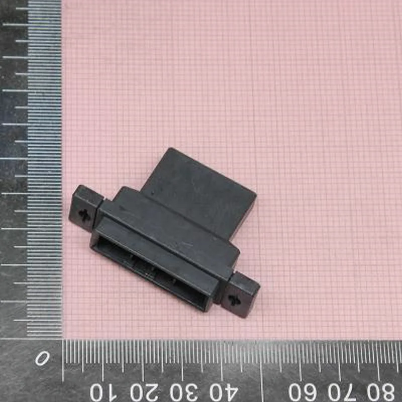 5PCS Original connector 1-1747535-4 For Car Smart Electronic Devices Automobile 100% brand new 4P rubber shell