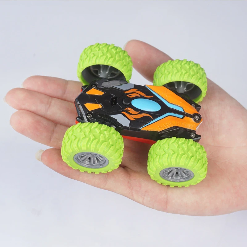 Dwustronna rolka 3D Flip Zdalnie sterowany samochód RC Robot Drift-Buggy Crawler Zasilanie bateryjne Maszyna kaskaderska Zabawka sterowana radiowo