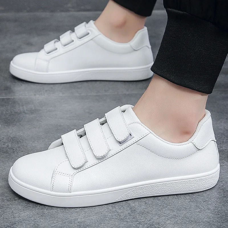 New Casual Leather Shoes Mens Sneakers Black Korean Fashion White Student Board Shoes Mens Loafers Soft Comfortable Flats Male