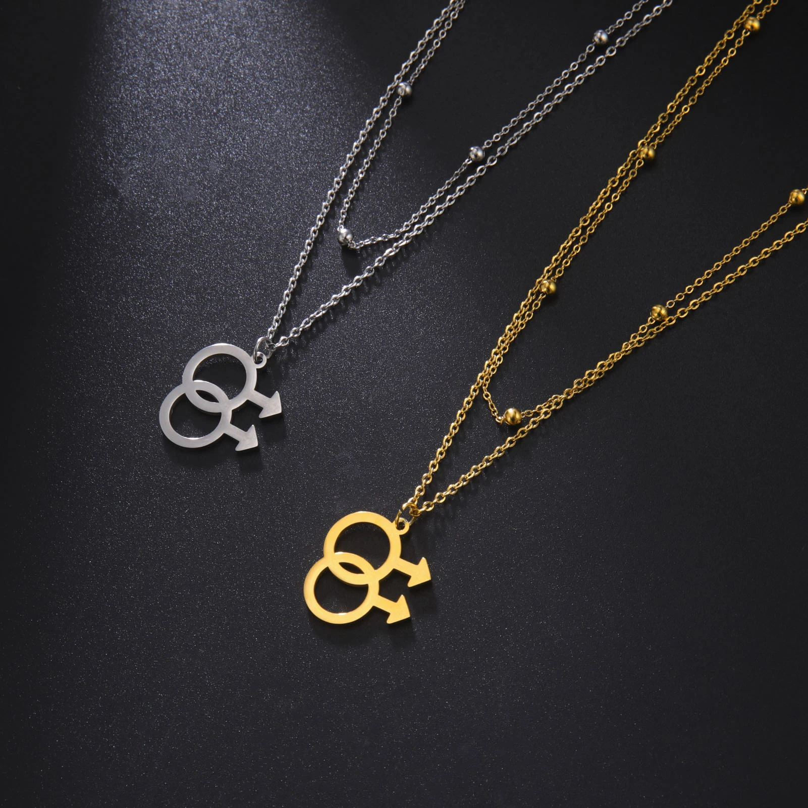 Cazador موضة مثلي الجنس مثليه رمز قلادة القلائد الفولاذ المقاوم للصدأ سلسلة مجوهرات جديدة للنساء الرجال حفلة عيد ميلاد هدية 2025