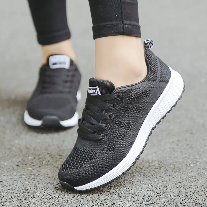 High Quality Fashion Autumn Athletics Running Shoes Women Flying Weave Non-slip Casual Sneakers Ladies Cushioning Jogging Shoes