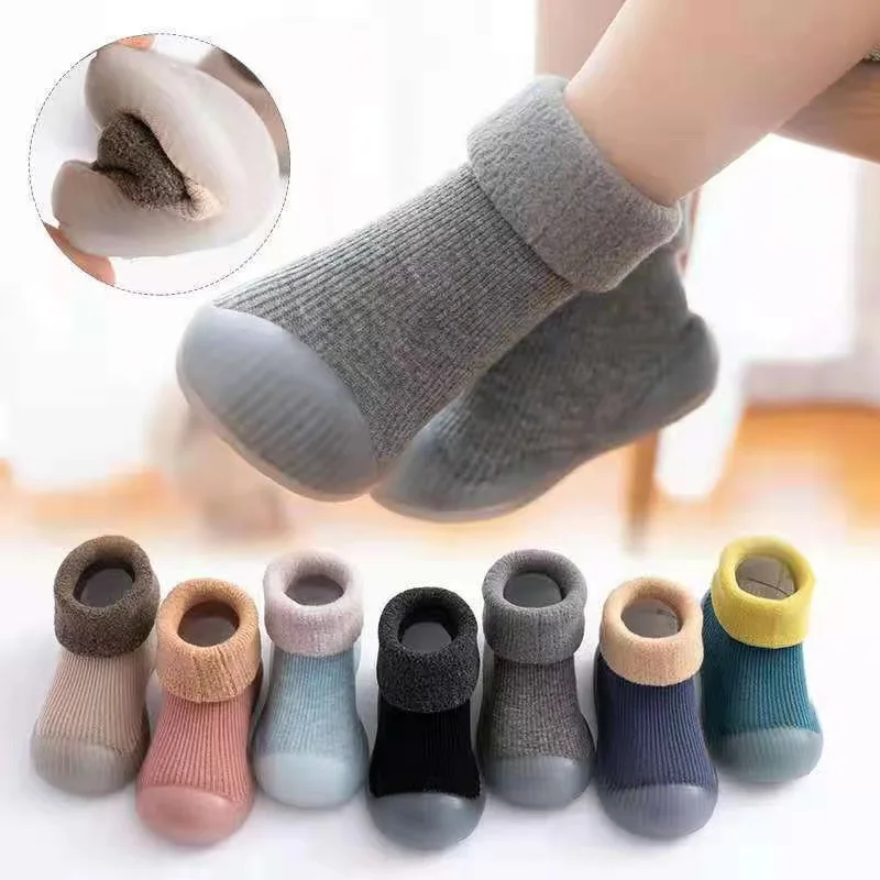 Casual Comfortable Slip on Rubber Sole Sock Shoes for Baby Breathable Non Slip Walking Shoes for Indoor Outdoor Autumn