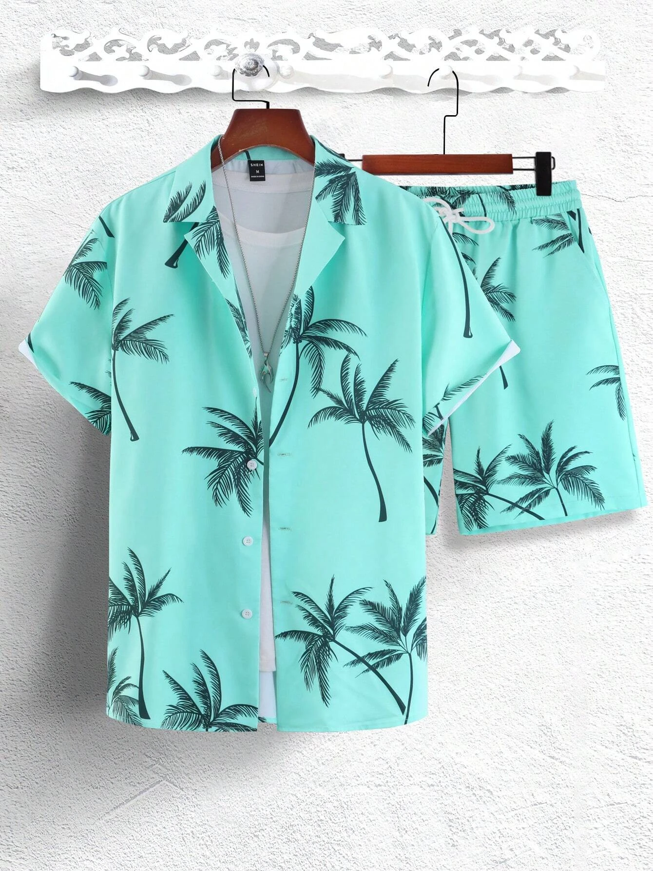 Summer Men\'s and Women\'s Short Sleeve Shirt Set Tropical Plant Palm Tree Print Fashion Lapel Button Top Shorts