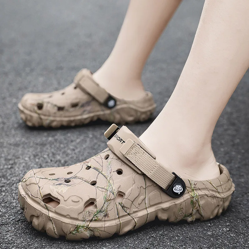 

2025Men Slippers High Quality Classic Outdoor Anti-Slip Garden Shoes Lightweight Fashion Casual Sandals Sandals for Men Platform