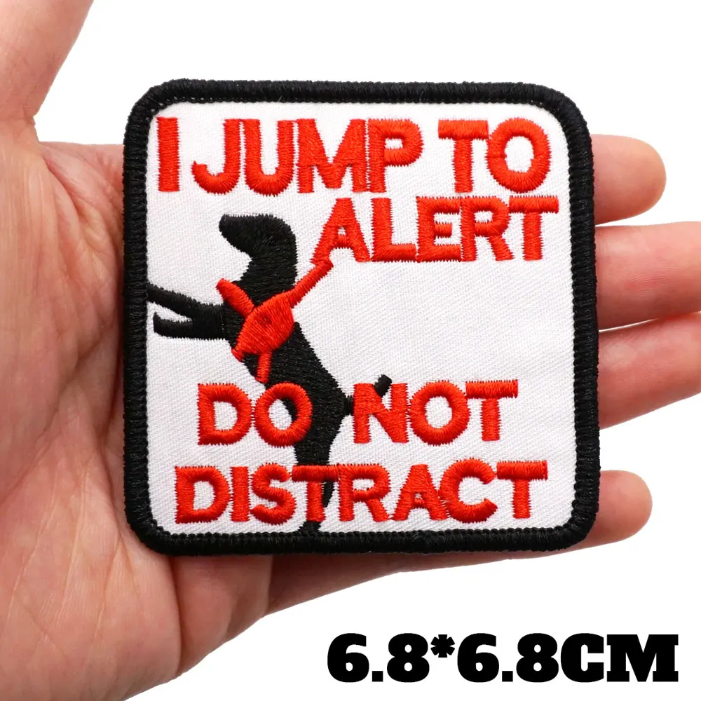 I JUMP TO ALERT DO NOT DISTRACT Service Dog Embroidery Patches Medical Alert Dog Badge with Hook Loop Back