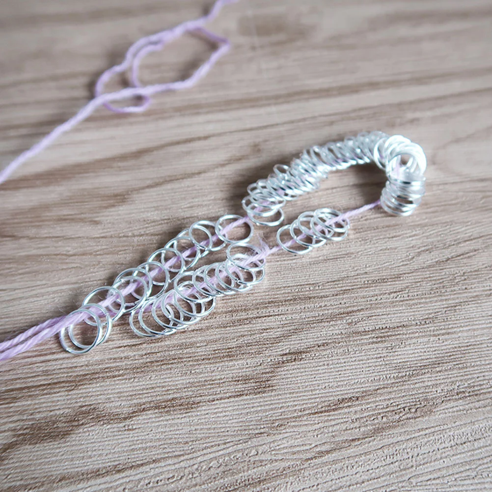 200 Pcs Stretchy Choker Key Chain Rings Bag Buckle Split Jump for Jewelry Making