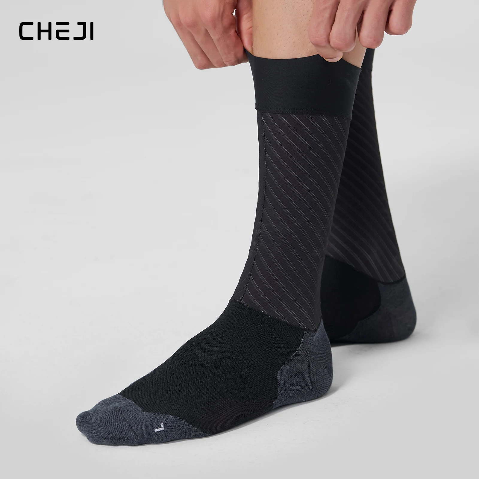 

Cheji Unisex Aerodynamic Cycling Socks for Men And Women