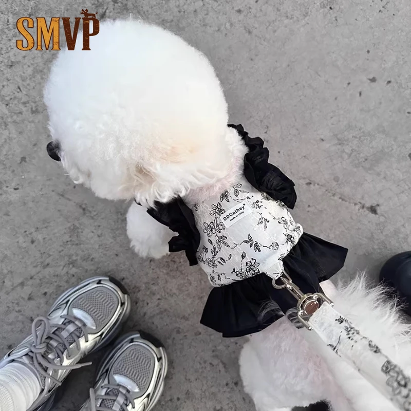 

Черный жилет с цветочным принтом и короткими рукавами в ретро-стиле для маленьких и средних собак, в комплекте с поводком