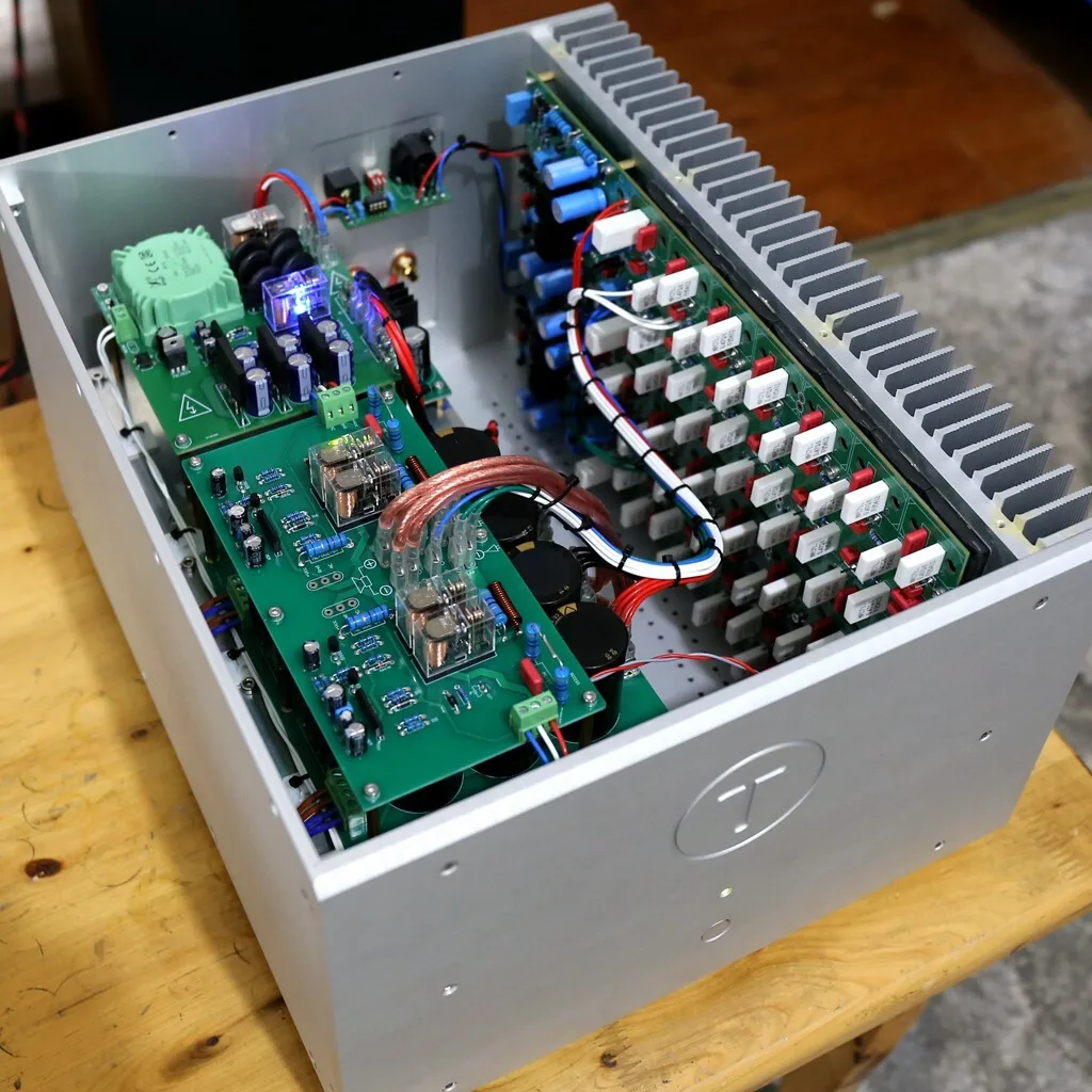 

T11PRO CS T11PRO AP Design 500W Mono Hi-End Power Amplifier Fully Balanced