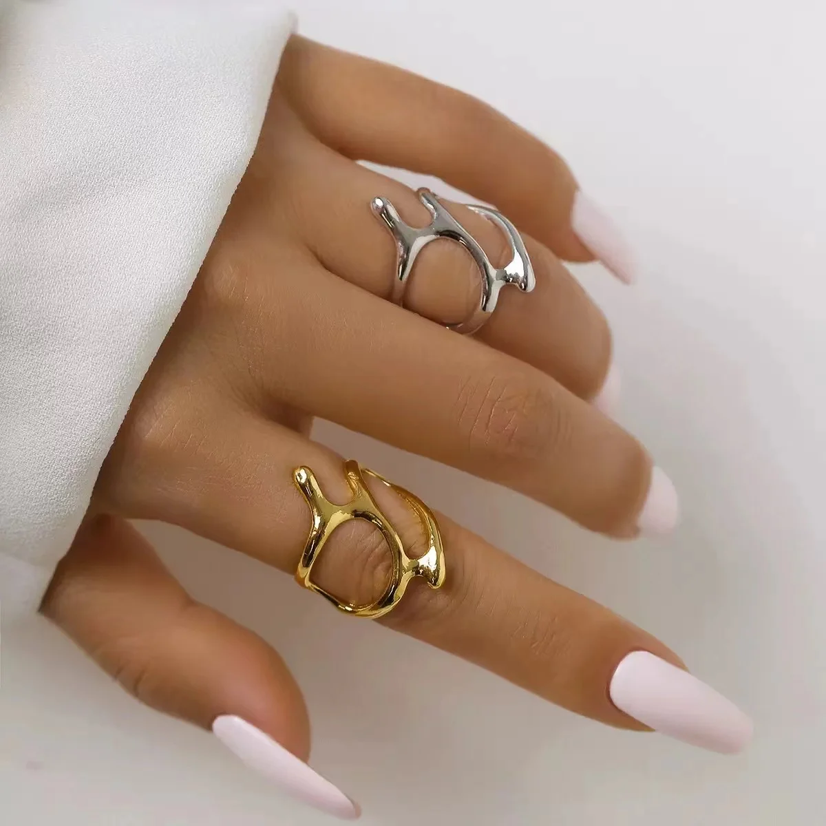 Cross-Border Selling Punk Style Hollow Geometry Irregular Alloy Electroplated Women's Retro open Ring, Suitable For Punk Style m image 2