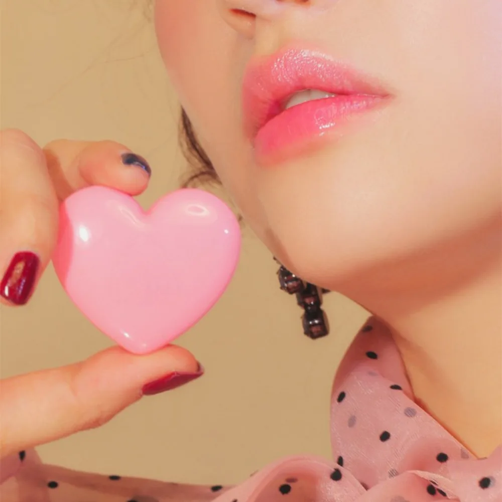 1pcs Love Heart Shape Empty Eyeshadow Case Refillable Easy To Carry Refillable Makeup Dispenser With Mirror Rouge Lipstick Box