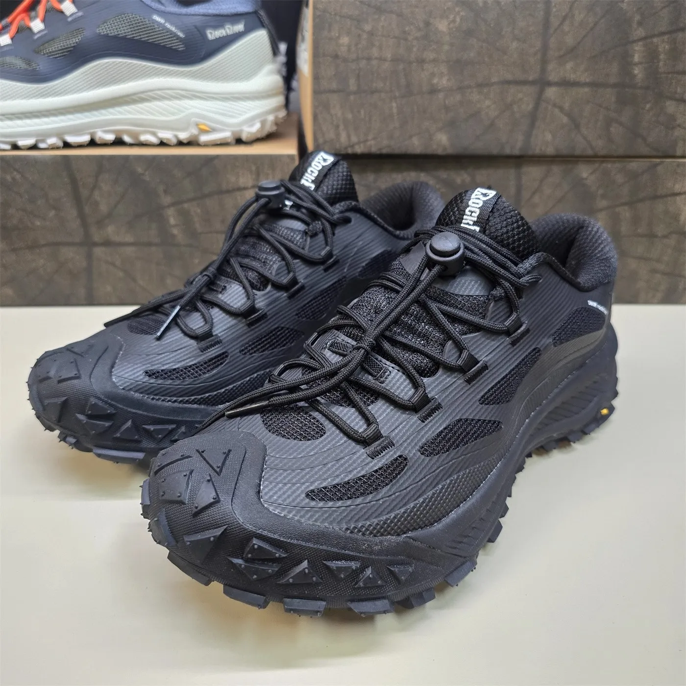 

2025 Summer New Arrivals: Hot-Selling Unisex Outdoor Walking Shoes Casual Sports Walking Shoes High-Quality Casual Walking Shoes
