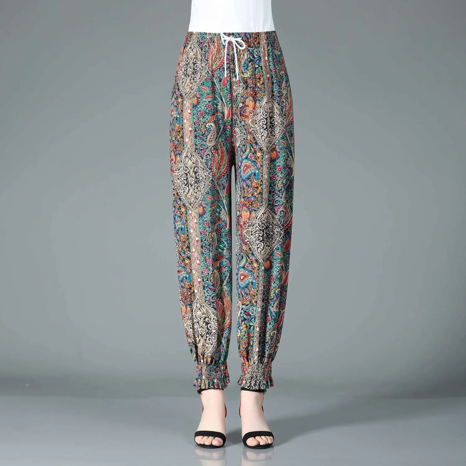 

Summer middle-aged and elderly women's trousers, high waist, large size mother's floral trousers, nine part trousers, leggings,