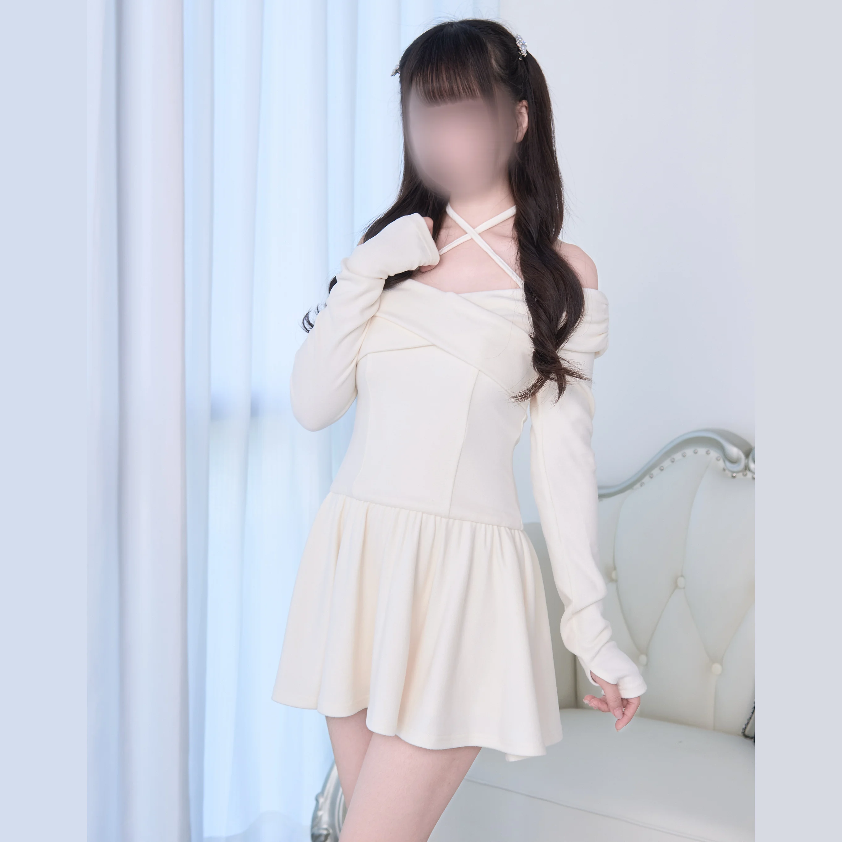 オリジナル日本製大量生産バレエ風ニットワンピース レースアップ ホルターネック 長袖 ハイウエスト ブラック ショートドレス レディース